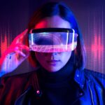 woman-with-smart-glasses