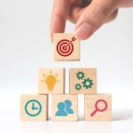 cube-block-stacking-with-icon