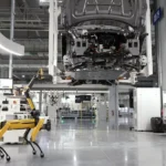 Photo by Hyundai Motor Group : https://www.pexels.com/photo/boston-dynamics-robot-in-a-car-factory-19319639/